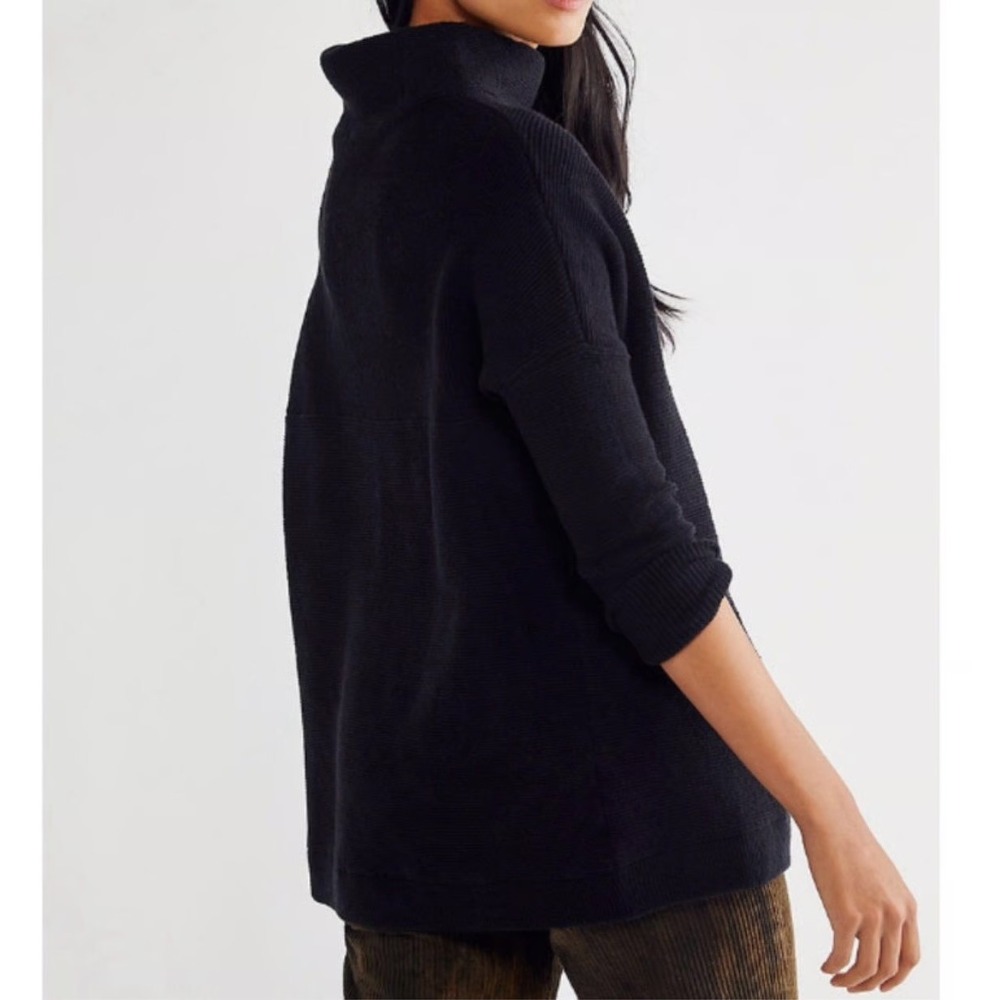 Free People Black Turtleneck Oversized Knit Sweater Pullover Women's‎ Size S - Picture 2 of 8